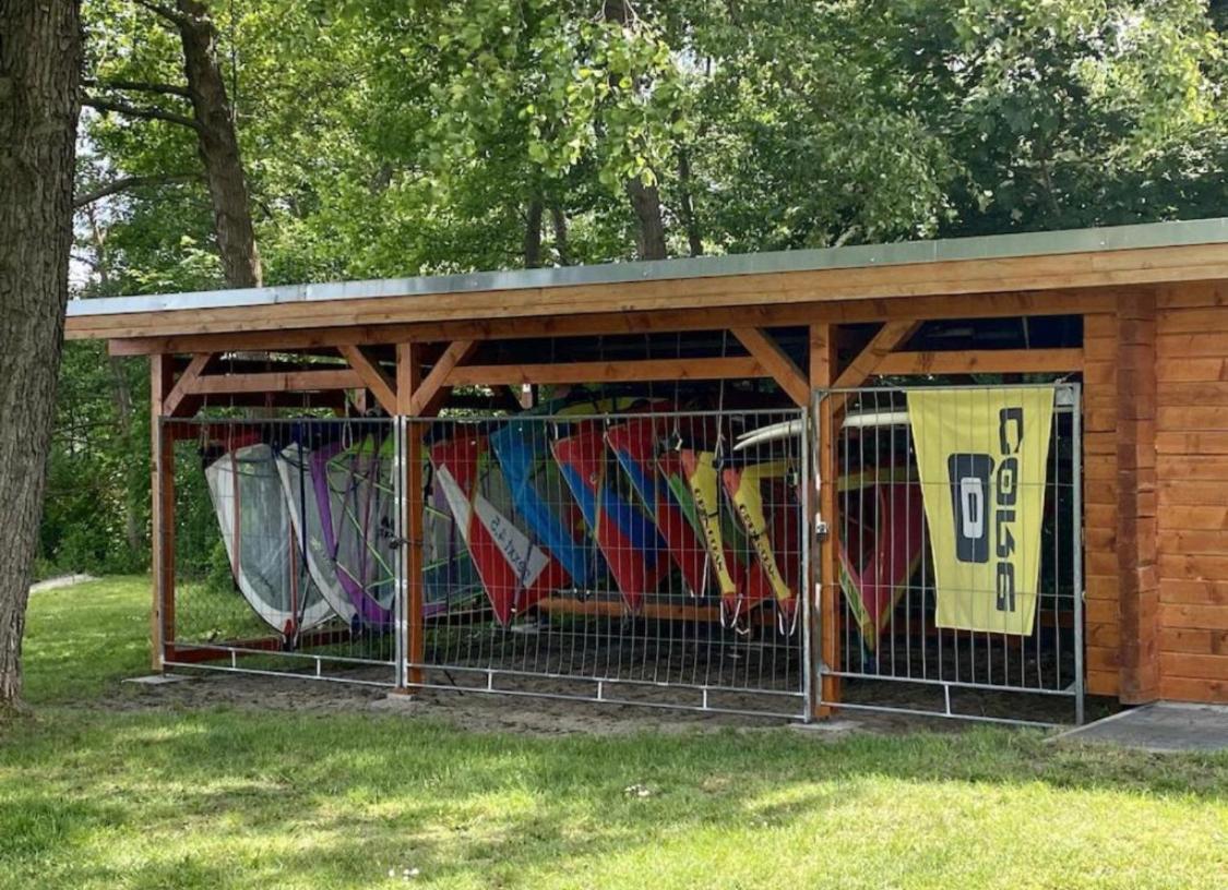 Modernes Ferienhaus Mit 3 Schlafzimmern In Der Naehe Vom Scharmuetzelsee ويندستش ريتز المظهر الخارجي الصورة